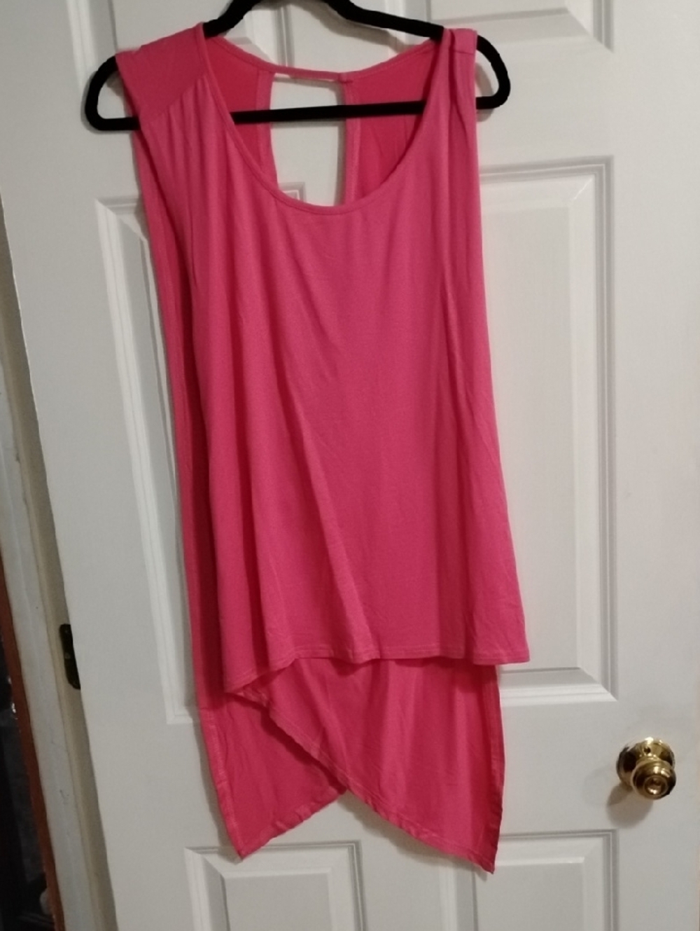 Women’s Pink Sleeveless High-Low Tank Top